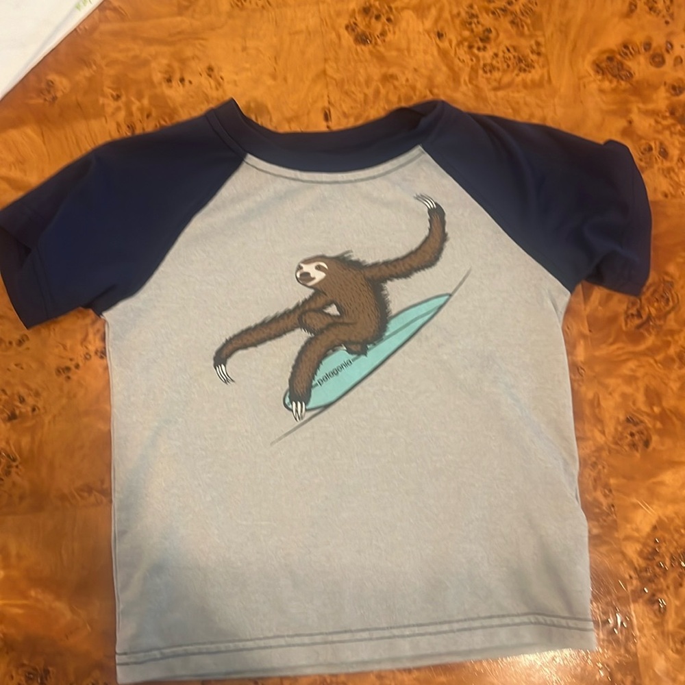 Patagonia sun shirt 3toddler